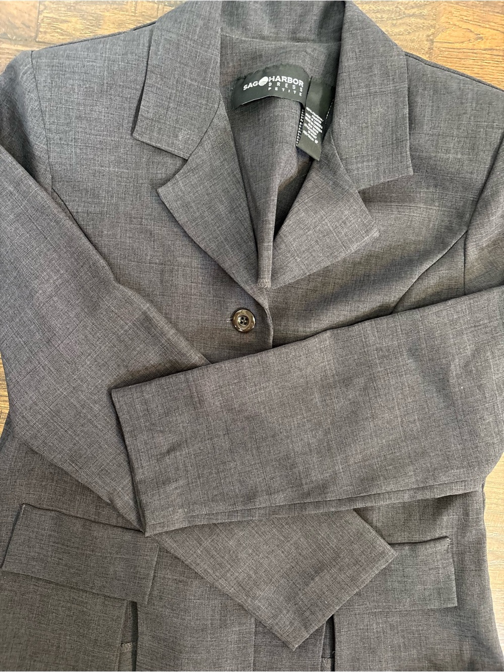 Sag Harbor Women's Two-Piece Suit Size 8p - Picture 3 of 8